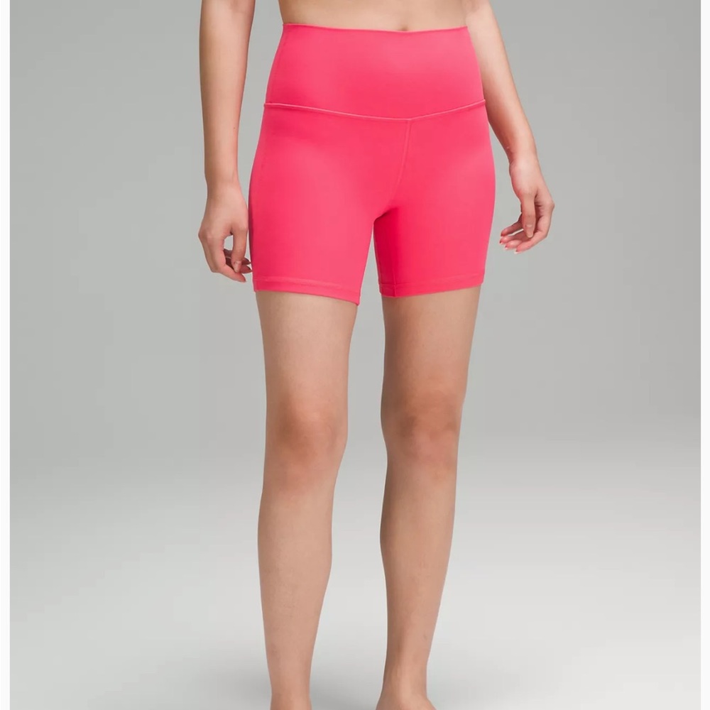 Women’s Lululemon Align High Rise Shore 6” Size 2